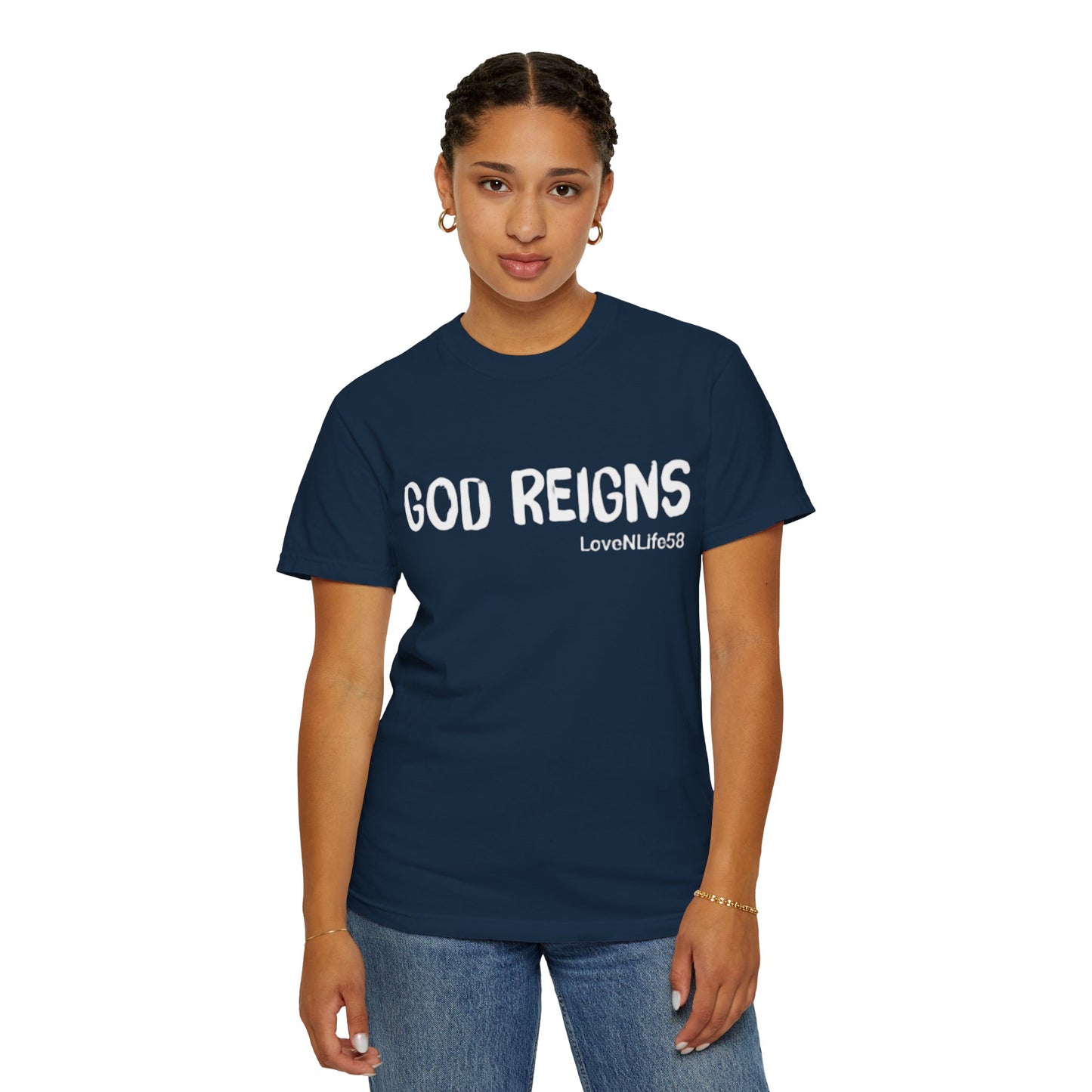 God Reigns Tee