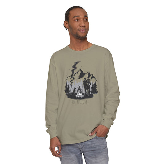 Campfire Dog - Comfort Colors