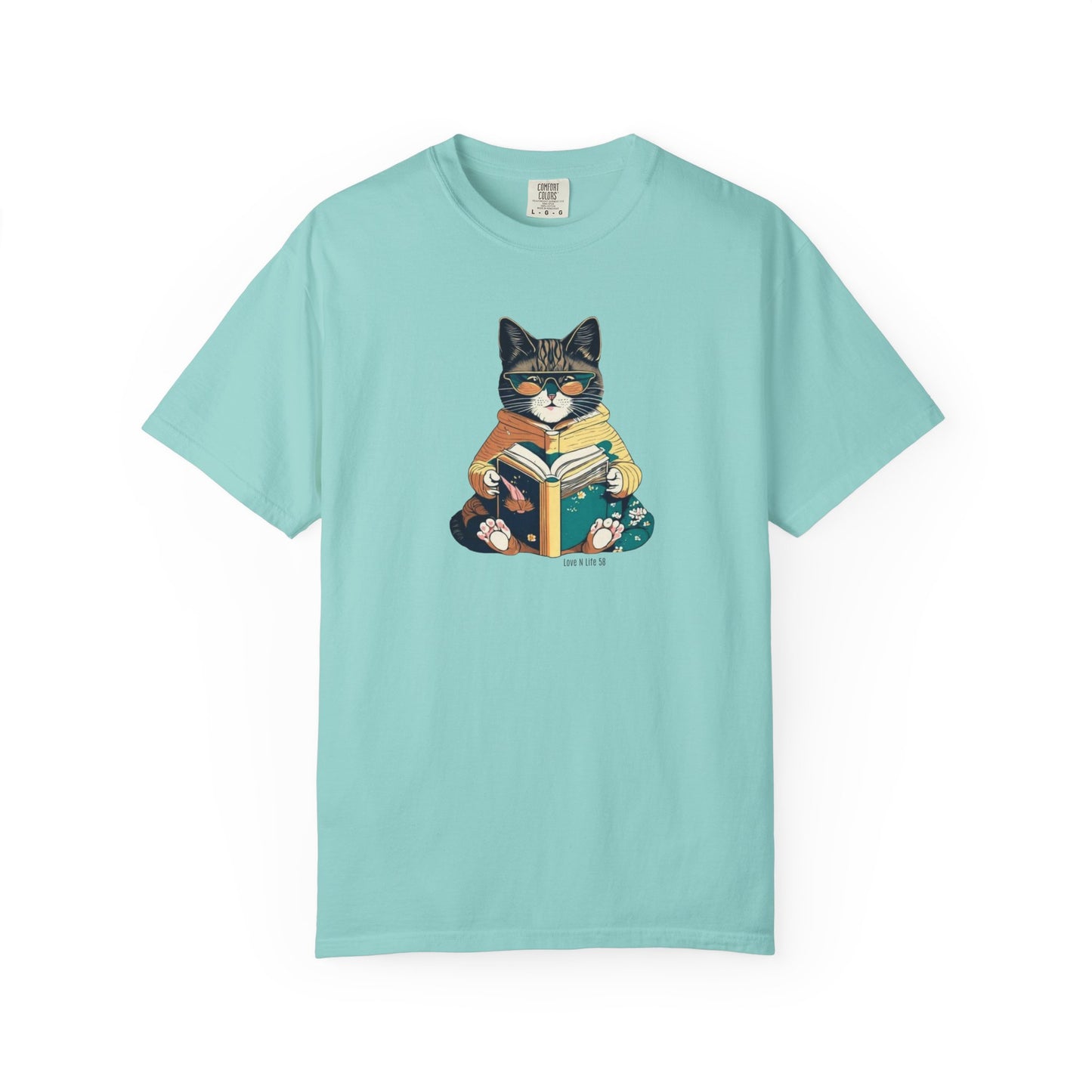 Cat Lover's Tee