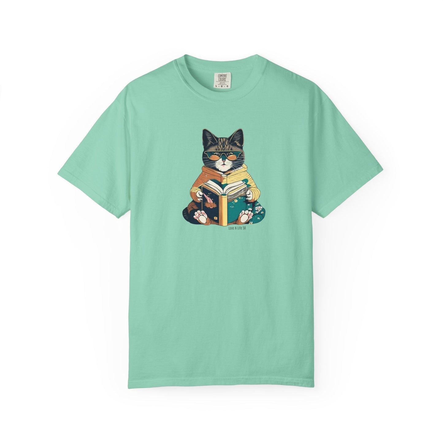 Cat Lover's Tee